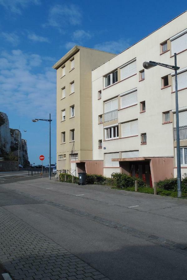L' Entre Et Falaise Le Tréport